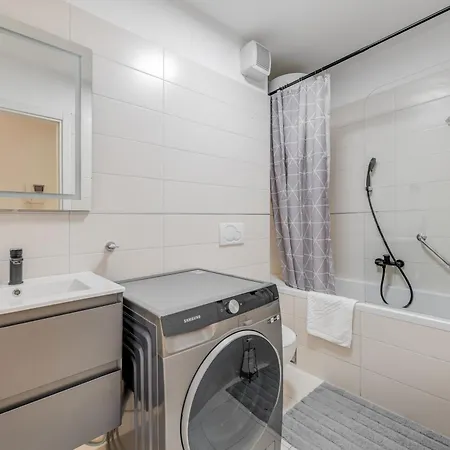 385 Luxury * Спліт