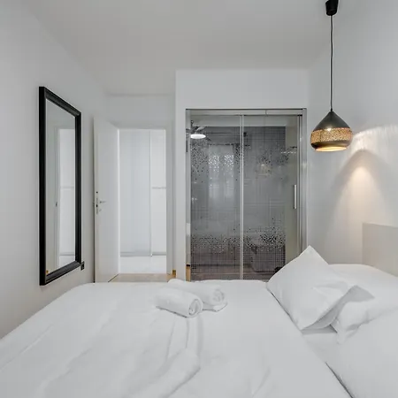 Апартаменти 385 Luxury